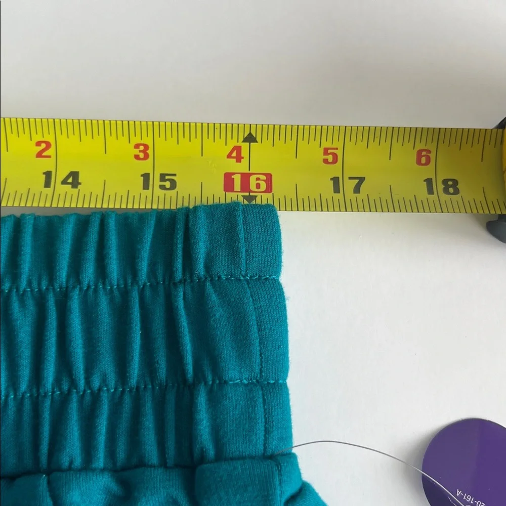 NWT Xersion Women's Teal Lounge Casual Shorts with Pockets Size Large Semi-Fit